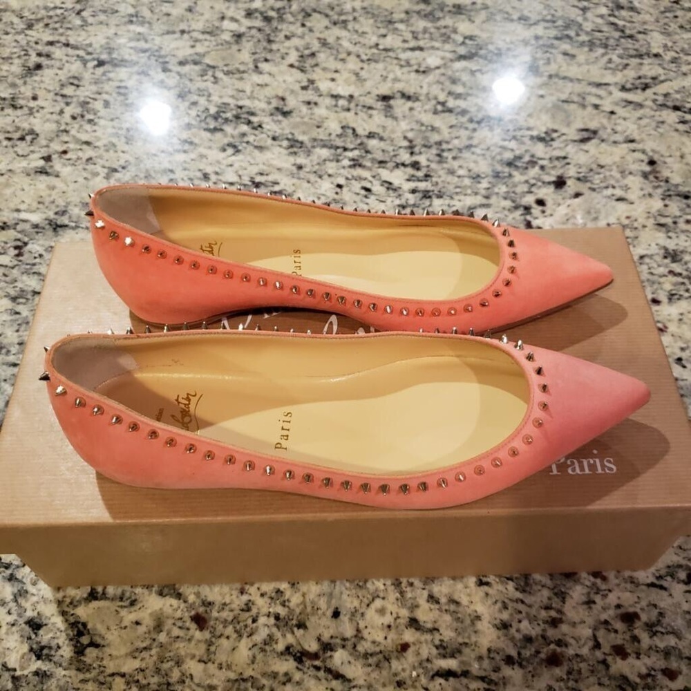 NEW Christian Louboutin Anjalina Suede Flat Size 36